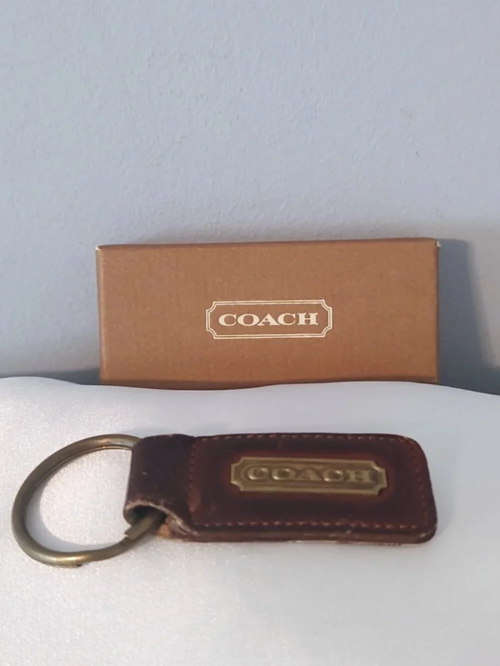 Coach vintage 70s 80s leather brass key fob w/ original box VGUC